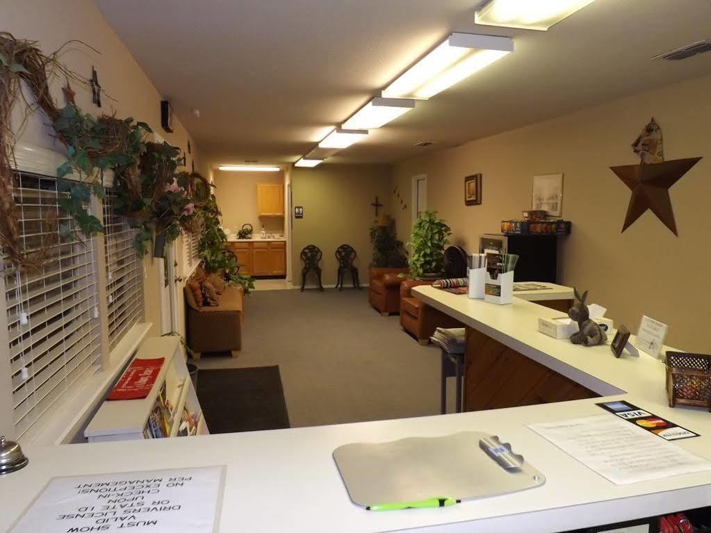 Albany Inn & Rv Campground Экстерьер фото